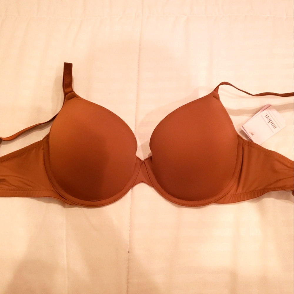 Auden (Target) bra - 34D - tags on